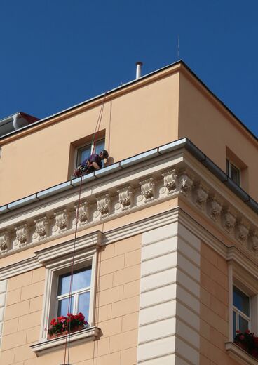 02 nátěr klempířských prvků výškové práce Praha práce