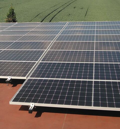 08 PVC folie montáž fotovoltaických panelů na střechu