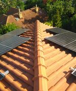 03 montáž fotovoltaických panelů na střechu RD výškové práce FVE